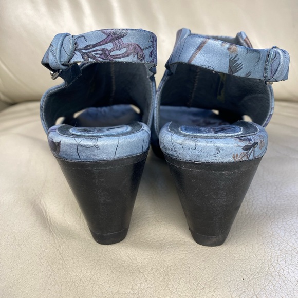 BUSSOLA LIMA LAURA BLUEBELL BLACK FLORAL /BUTTERFLY SLIP ON SANDAL-SIZE 40 W8.5 - Picture 4 of 13